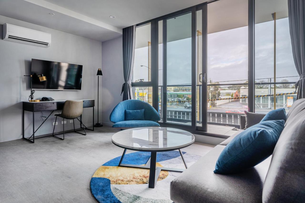 Oros Hotel And Apartments Oakleigh Esterno foto