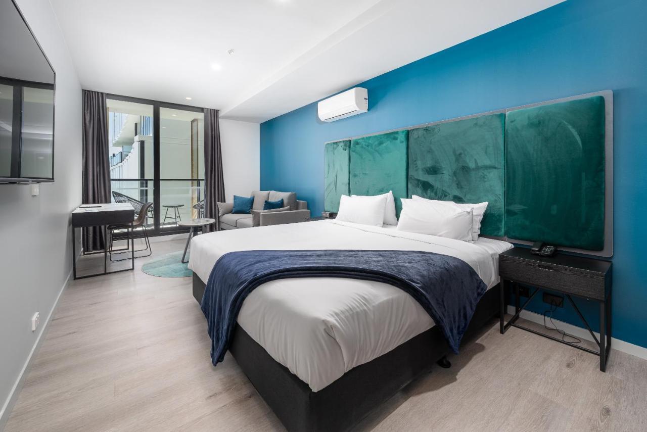 Oros Hotel And Apartments Oakleigh Esterno foto