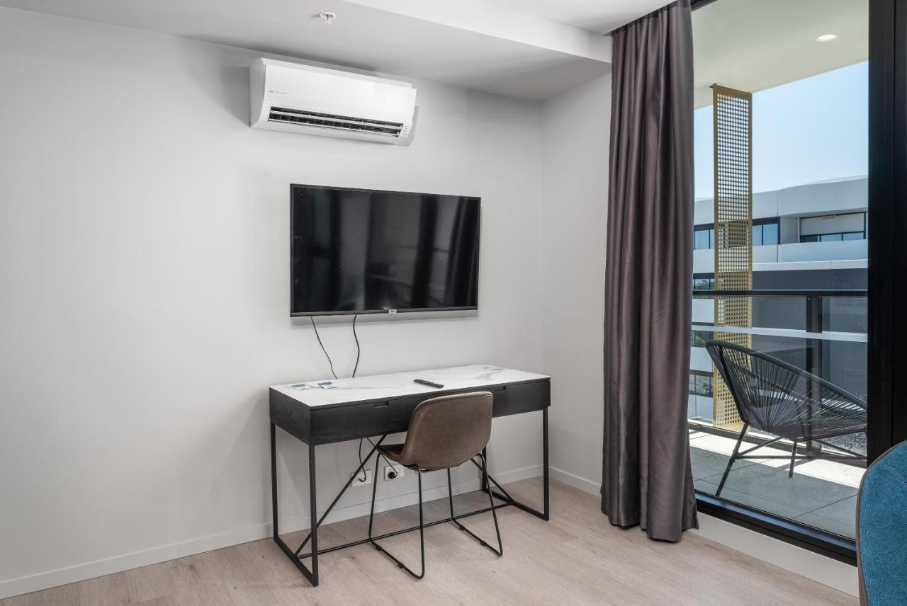 Oros Hotel And Apartments Oakleigh Esterno foto