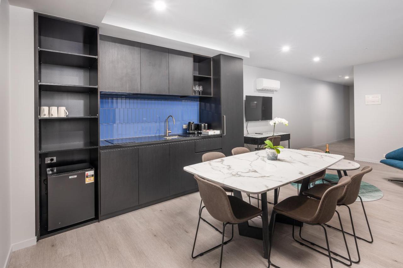 Oros Hotel And Apartments Oakleigh Esterno foto