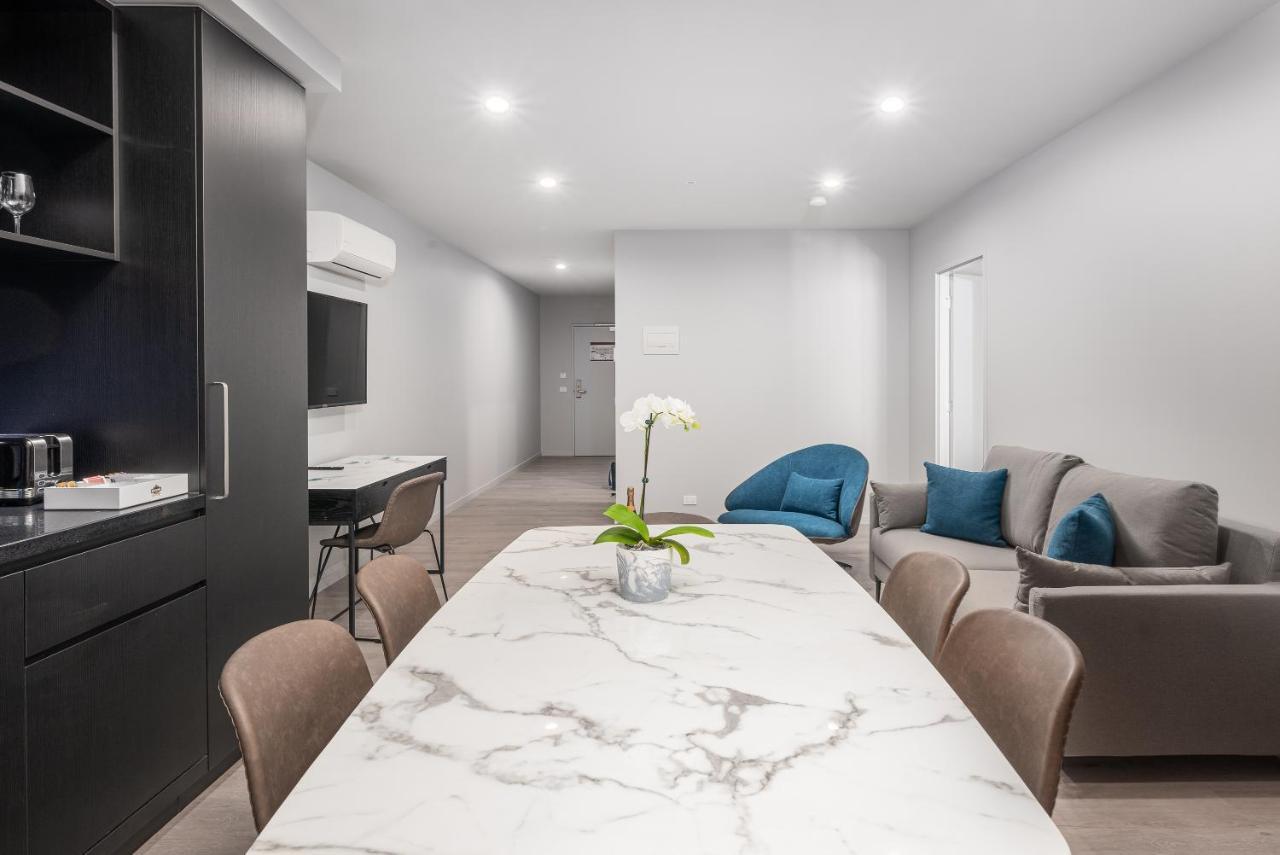 Oros Hotel And Apartments Oakleigh Esterno foto
